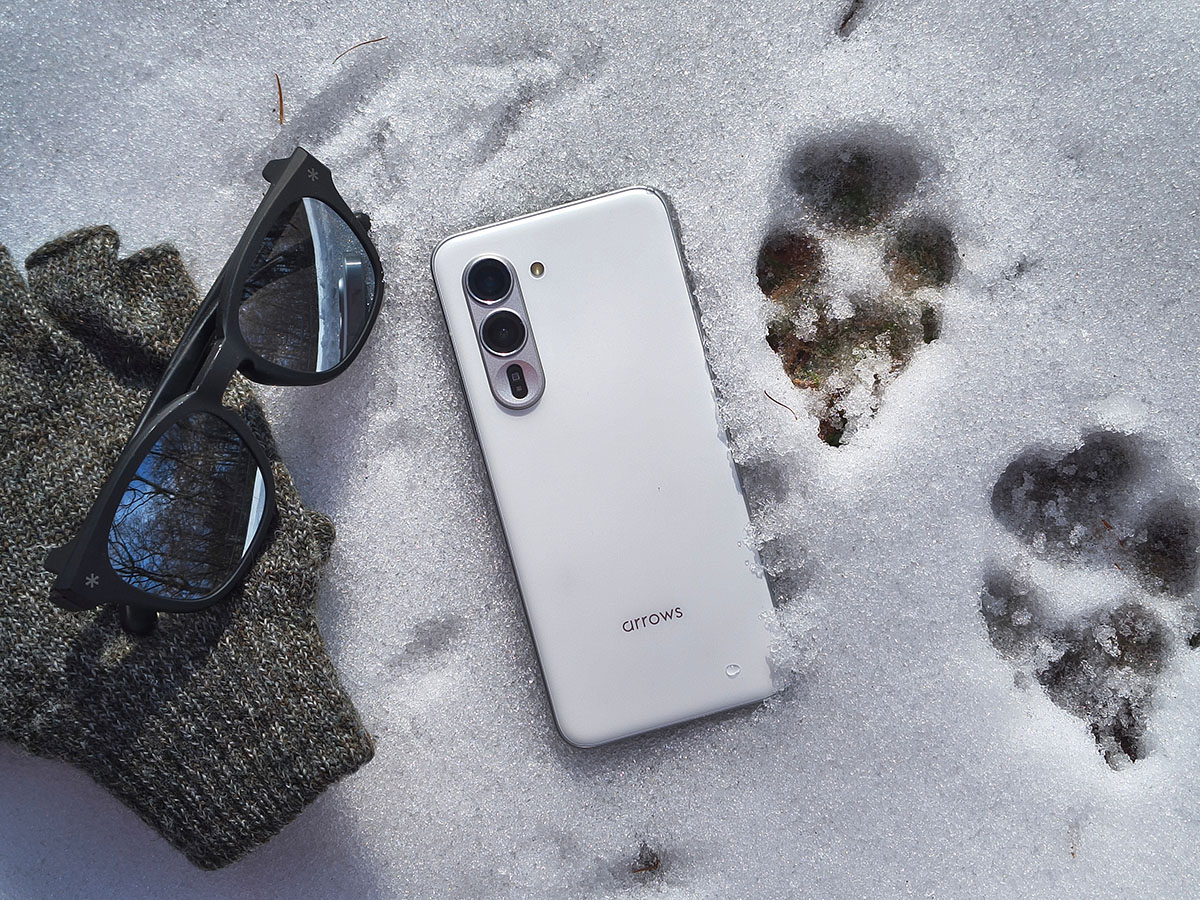 ボクらがスマホに求めること。アウトドア派フォトグラファーが「arrows