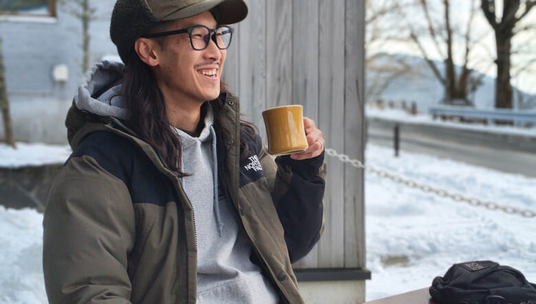 ボクらがスマホに求めること。アウトドア派フォトグラファーが「arrows Alpha」と過ごす1日。