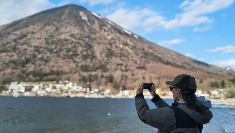 ボクらがスマホに求めること。アウトドア派フォトグラファーが「arrows Alpha」と過ごす1日。