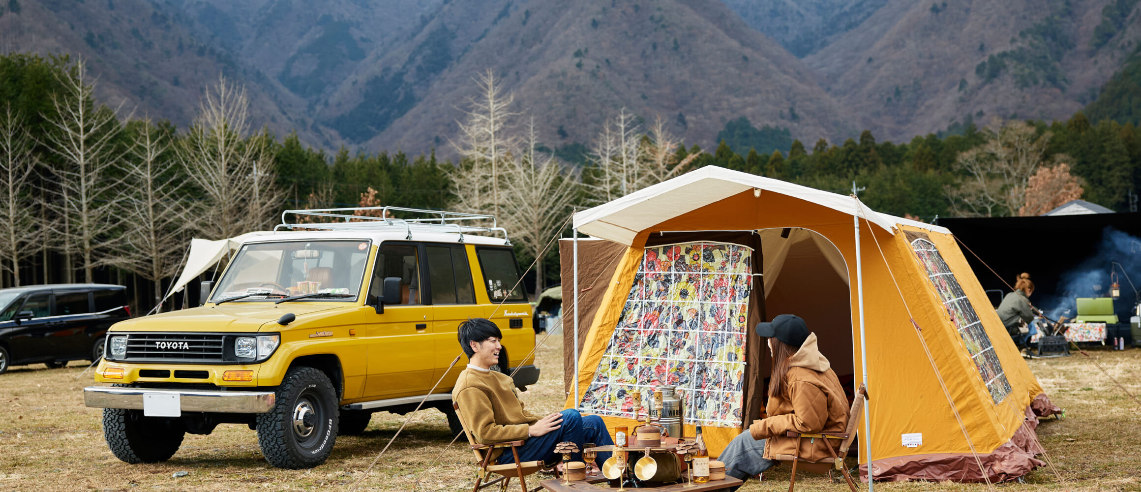 コットンテント・レトロキャンプ レトロ風味コットンテント主役に、冬キャンプでもブレない世界観。（GO