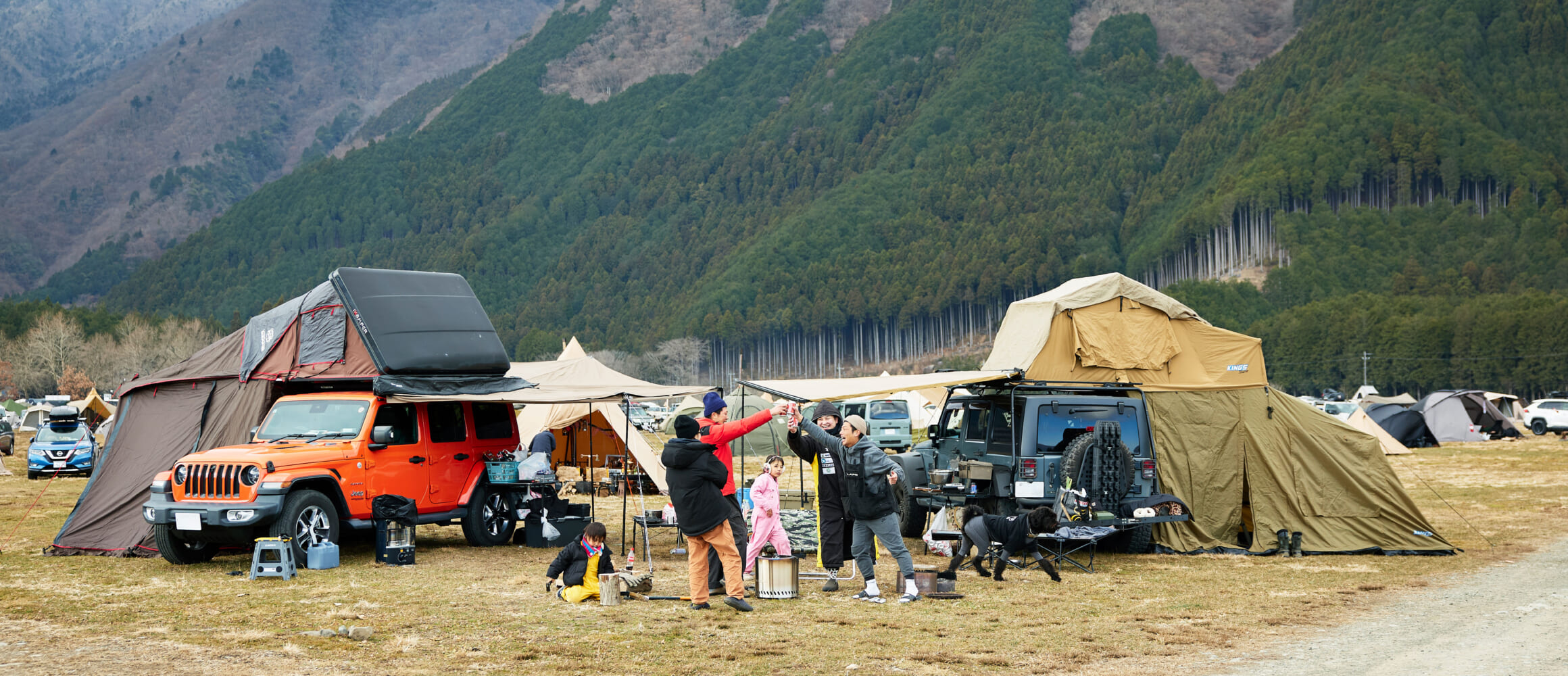 【Jeep Garage ②】Brand社　ドイツ幕　鉄骨　コットンテント オーバーランドスタイル同士で、仲間ファミリーとJeep連結!!（GO OUT