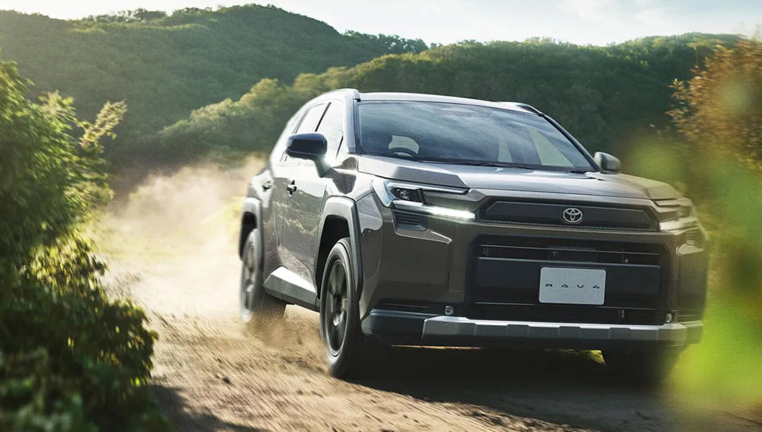 トヨタが新型 RAV4 の発売を開始！ まずは2.5Lハイブリッドの「Z」と