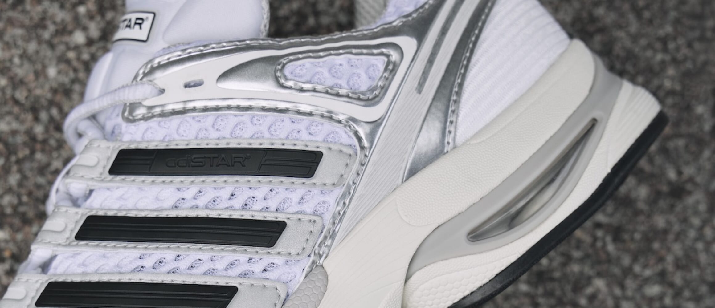 アディダス オリジナルスの“アディスター”最新作をチェックできる