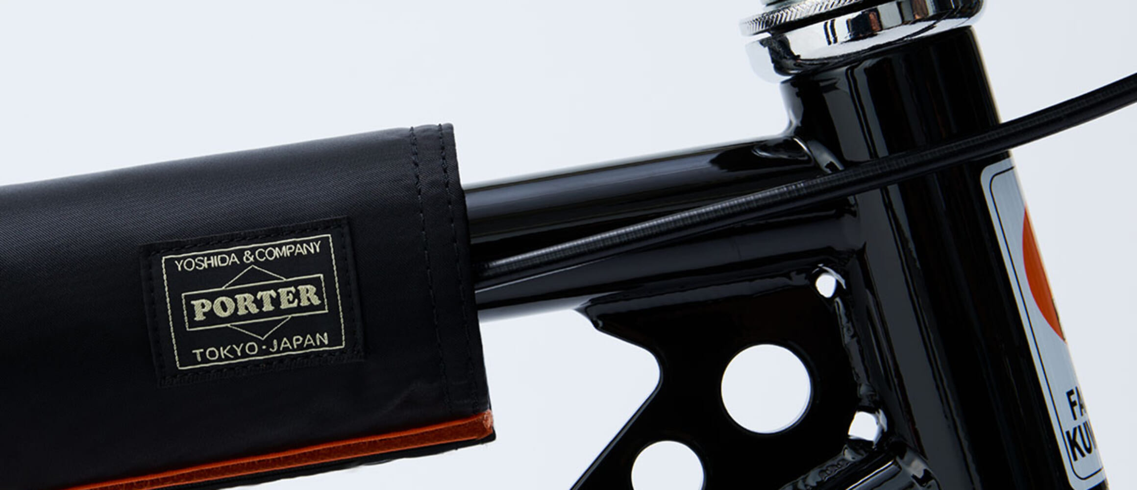 吉田カバン90周年記念のスペシャルモデル。PORTER 仕様の「KUWAHARA