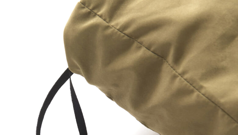 ゴードンミラーのナンガ別注ダウンブランケットは車中泊にベストな特別仕様！