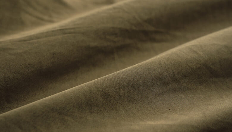 ゴードンミラーのナンガ別注ダウンブランケットは車中泊にベストな特別仕様！