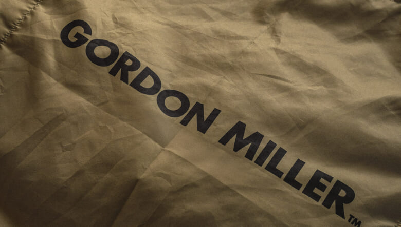 ゴードンミラーのナンガ別注ダウンブランケットは車中泊にベストな特別仕様！