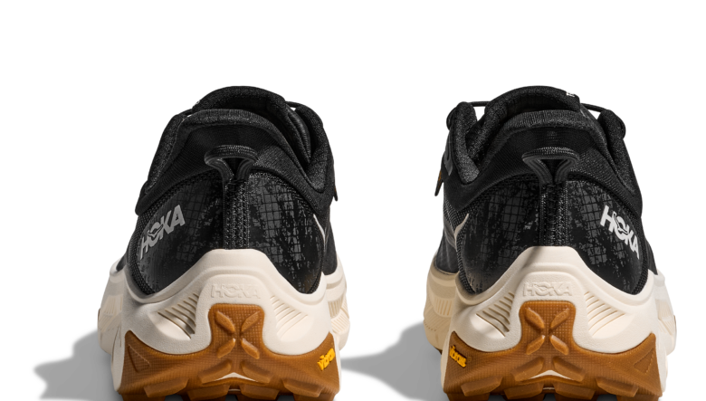 ホカの鉄板シューズ“トランスポート”がアップデート！クッション性を高めてより快適に。