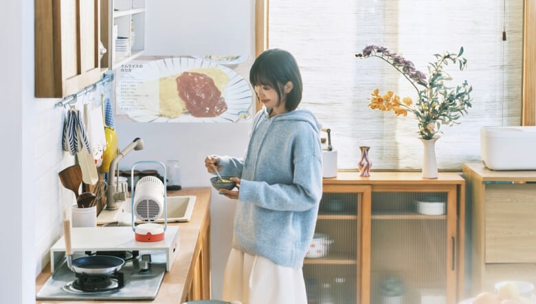 キャンプでも手軽に映画やゲームを満喫できる「エクスジミー」のポータブルプロジェクター“ノヴァ”にフォーカス！