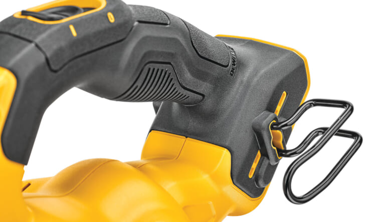 DEWALTから汎用性◎なクリーナーが登場。アクセサリー豊富でガレージも愛車もおまかせ。