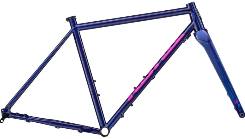 キャンプツーリングにもうってつけ！カナダのバイシクルブランドKONAの最新モデル。