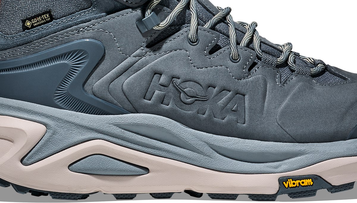 ホカのハイスペックハイクシューズ“Kaha”に、洗練された大人ムードな
