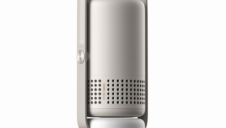 キャンプでも手軽に映画やゲームを満喫できる「エクスジミー」のポータブルプロジェクター“ノヴァ”にフォーカス！