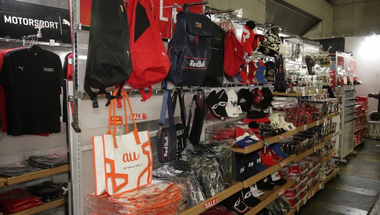 東京オートサロン2026がいよいよ開幕！ おしゃれアウトドアなカスタムカーをPICK UP！