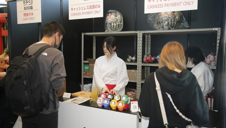 東京オートサロン2026がいよいよ開幕！ おしゃれアウトドアなカスタムカーをPICK UP！