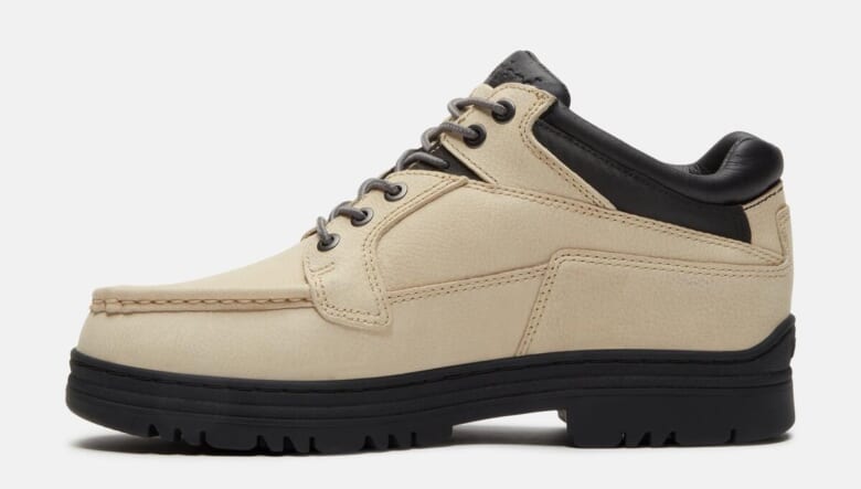 ティンバーランドの隠れた名作「モックトゥ」にゴアテックスを採用。ベージュカラーで明るいムード満点！