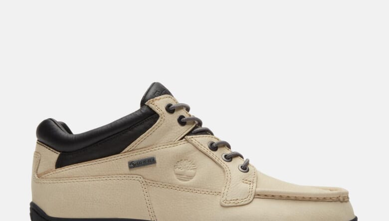 ティンバーランドの隠れた名作「モックトゥ」にゴアテックスを採用。ベージュカラーで明るいムード満点！