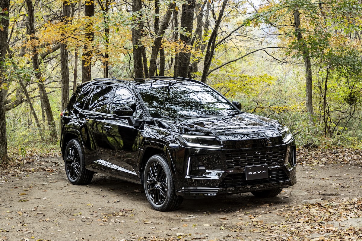 新型RAV4 PHEV ラゲージ