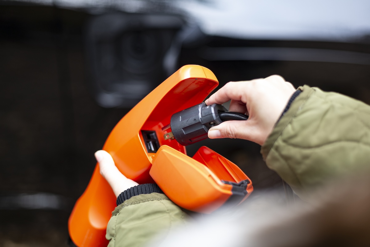 キャンプ場設営