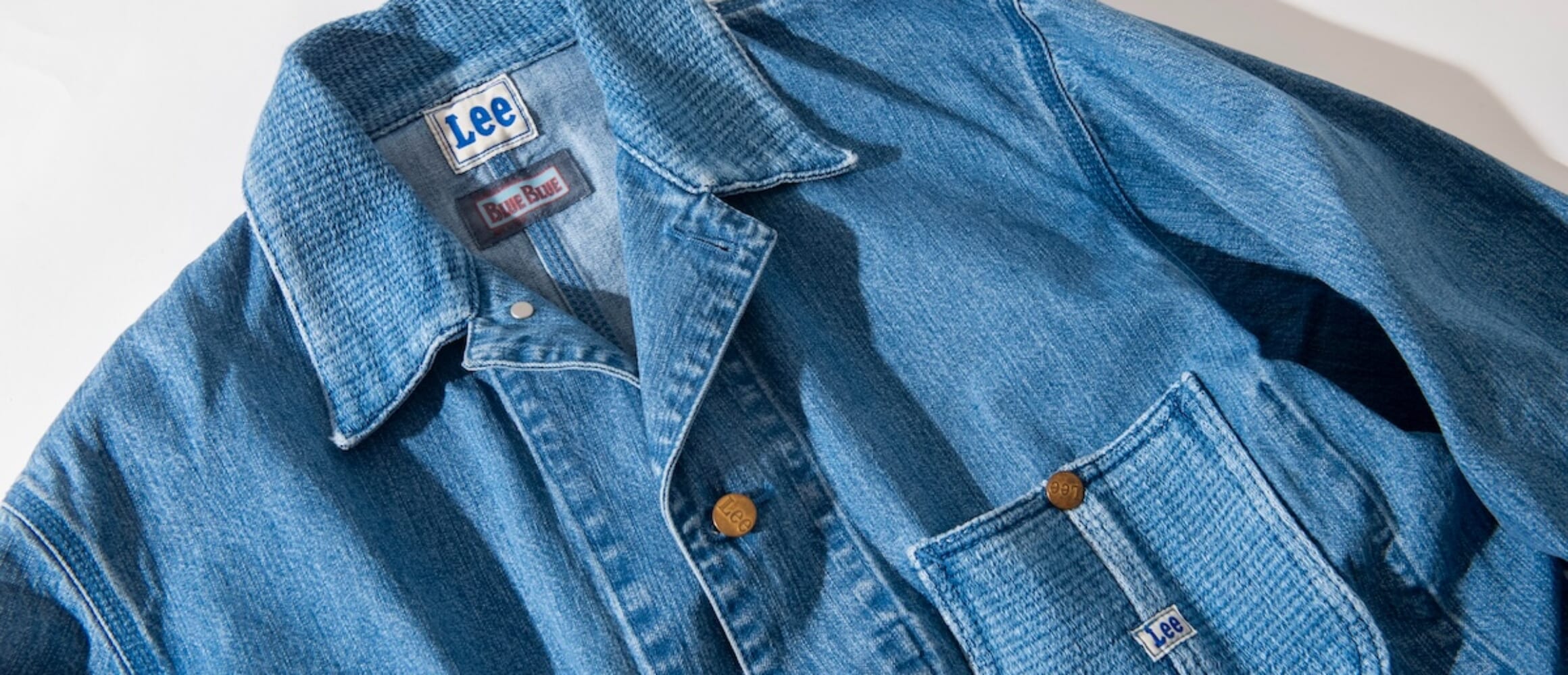 ブルーブルーらしいアプローチが炸裂。リーの名作ジャケットにこだわり