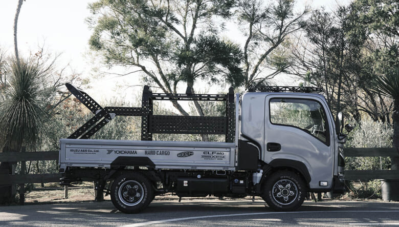 シゴトも、趣味も。いすゞの「ELFmio CROSS STYLE CONCEPT」を、グリーンキーパーがお試し。