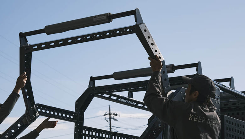 シゴトも、趣味も。いすゞの「ELFmio CROSS STYLE CONCEPT」を、グリーンキーパーがお試し。