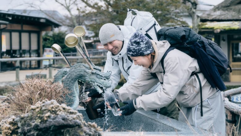 「富士山×遊歩」の新定番！　美味しい湧水を絶景で味わう、忍野トレイルのススメ。【GO OUT 遊歩倶楽部／忍野村編 #01】