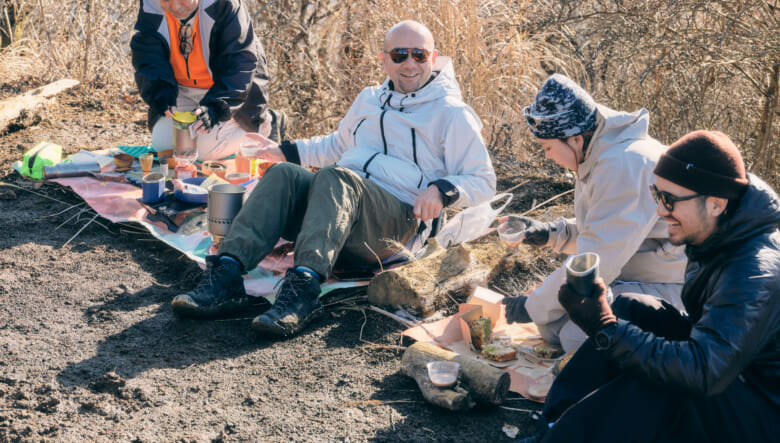 「富士山×遊歩」の新定番！　美味しい湧水を絶景で味わう、忍野トレイルのススメ。【GO OUT 遊歩倶楽部／忍野村編 #02】