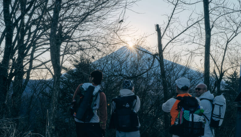 「富士山×遊歩」の新定番！　美味しい湧水を絶景で味わう、忍野トレイルのススメ。【GO OUT 遊歩倶楽部／忍野村編 #02】