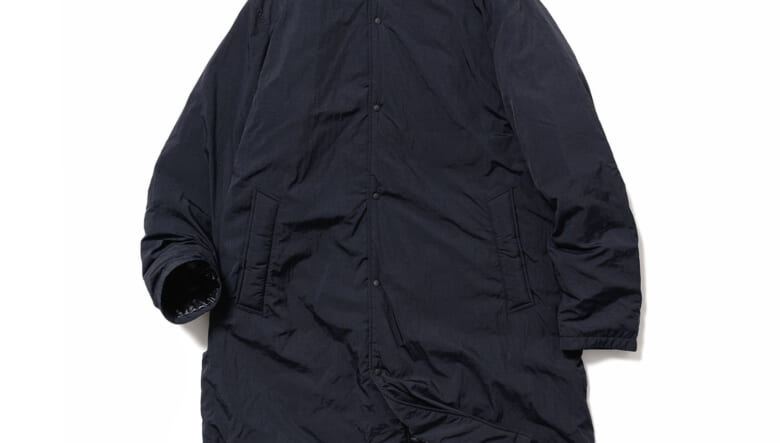 軽量素材を使ったナンガのシアーダウンは、透け感が生む独特のデザインに注目！