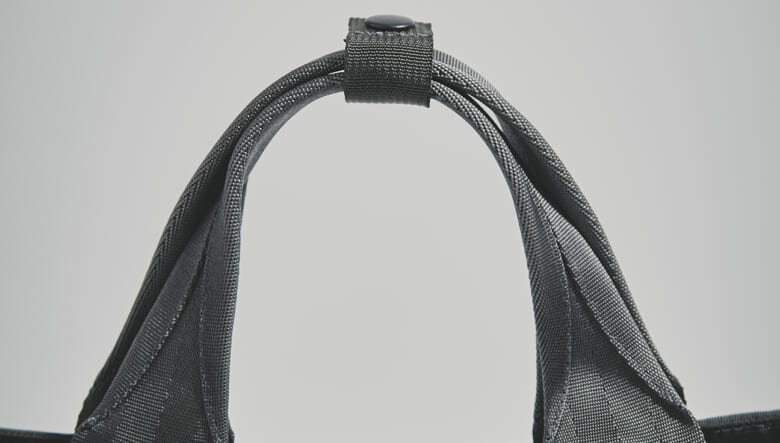 アメリカ製のタフな作り！　プレイヤーの個性を引き立てる、ブリーフィングのゴルフバッグ&アクセサリー。