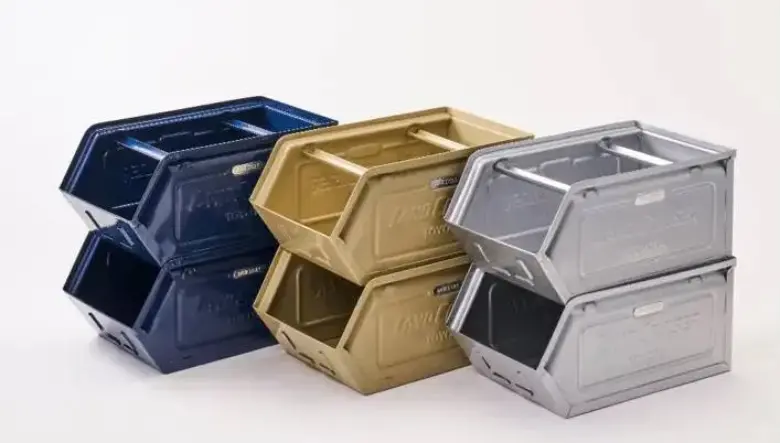 ランドクルーザーが「DULTON」とコラボ！  ガレージムードを楽しめるインテリア雑貨の数々。