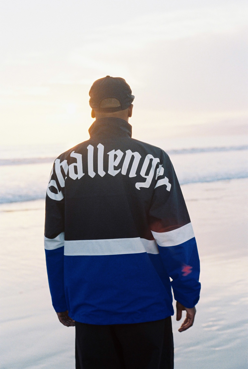 CHALLENGER×HELLY HANSENのLOOK