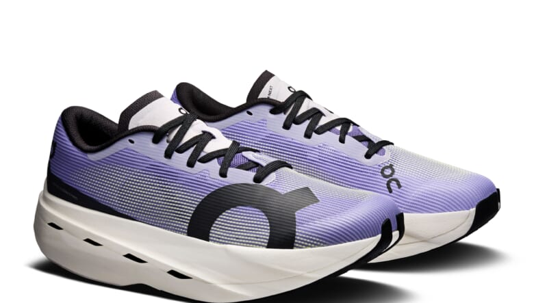 「オン」屈指のレーシングシューズに新作デビュー。走りに特化したスペックが所有欲を満たす！