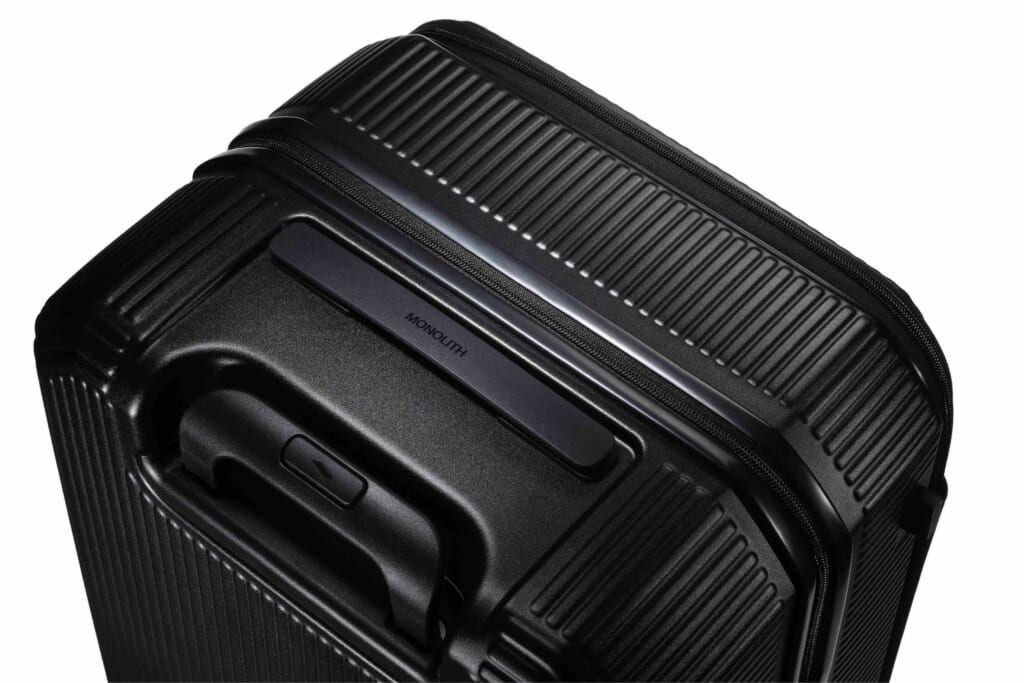 SUITCASE_PRO_OCTA_フラットメインハンドル