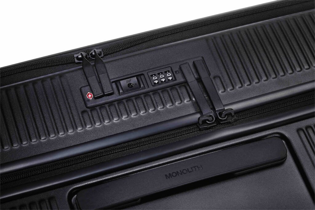 SUITCASE PRO OCTAのロックシステム