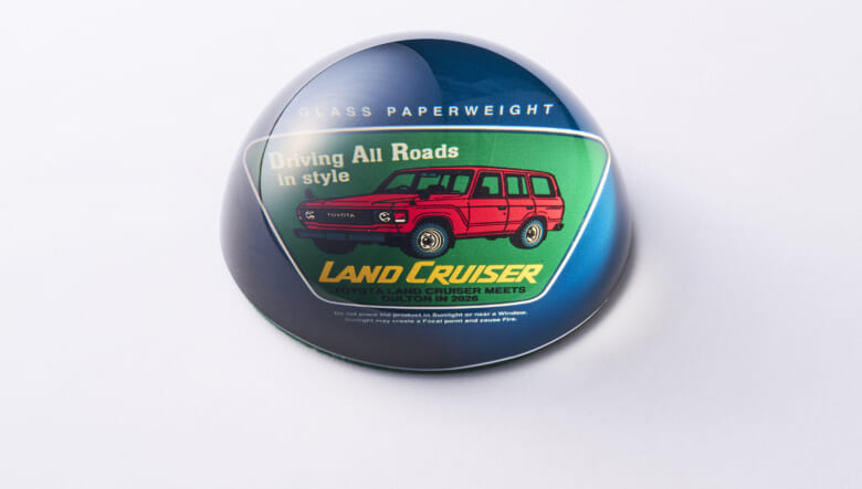 ランドクルーザーが「DULTON」とコラボ！  ガレージムードを楽しめるインテリア雑貨の数々。