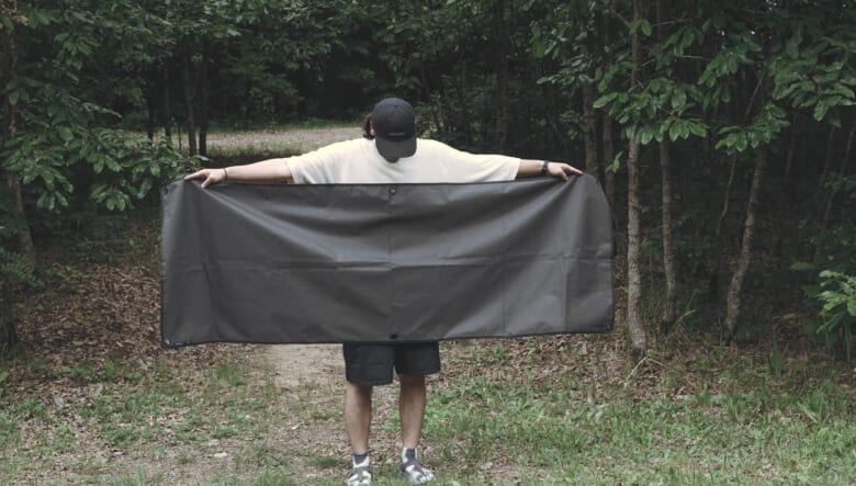 見た目と実用を兼ね備えた、ドベルグのアクセサリー＆ギアが秀逸。