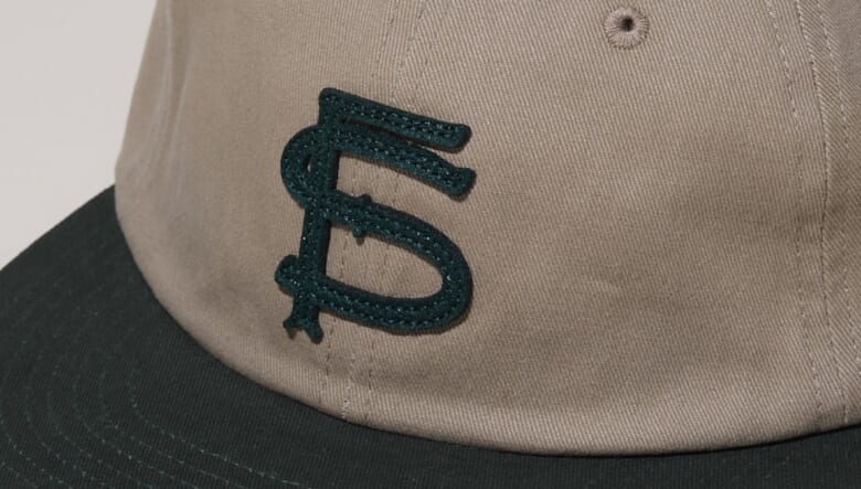 シービーシー バイ クーパーズタウン ボールキャップ×フリークス ストアの別注フェルトロゴ ツイルキャップ