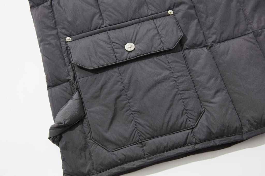 フラップ付きバックポケット