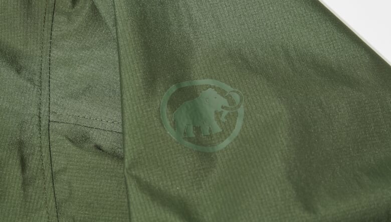 山岳環境で培ったテクノロジーで、都市生活をランクアップ！　2026マムートのアーバンラインに注目。