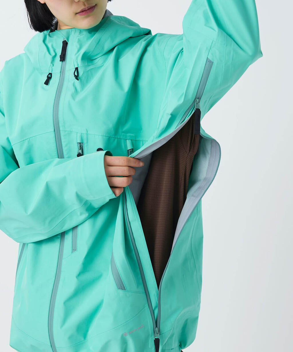 Snow Peak「GORE-TEX Rain Jacket」