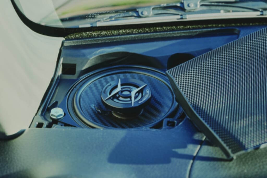 トヨタ プロボックス
ダッシュボードのスピーカーはDIYで交換済み。