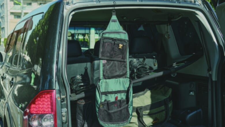 工具などの収納に便利で、ハンギングできるエル・エル・ビーンのトラベルバッグ。