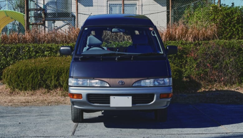’90年代ミニバンのライトエース。いなたさ溢れるファミリーカー決定！【’94 TOYOTA LITEACE】