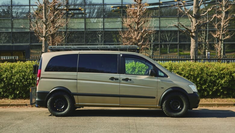 憧れの欧州ミニバンの2列目を外し、外遊びアレンジ!!【’11 MERCEDES-BENZ V350】
