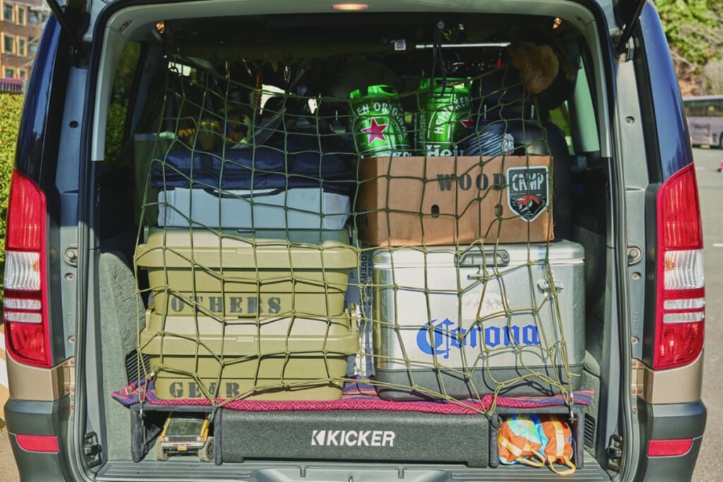 メルセデスベンツ V350の荷台