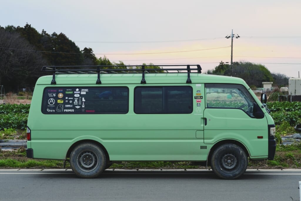 14’08 MAZDA BONGO BRAWNY VAN
