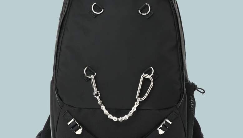 90周年を迎えた吉田カバンの「POTR／RIDE」に澄んだブラックカラーが限定発売！