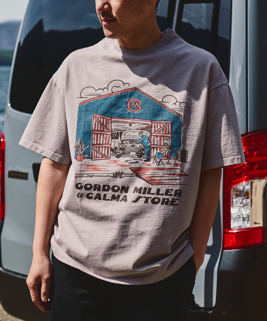 CALMA×GML/GRAPHIC TEE着用